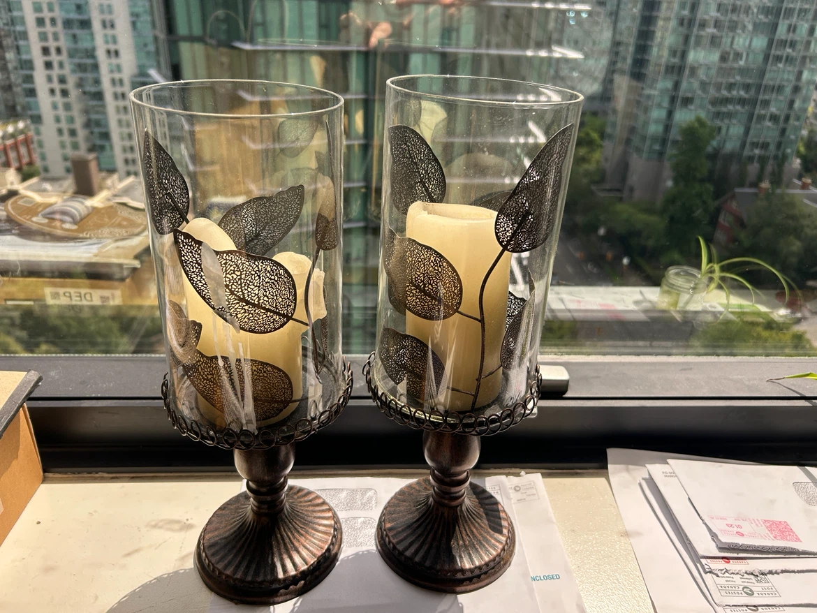 Set of 2 Decorative Candle Holders - photo 2