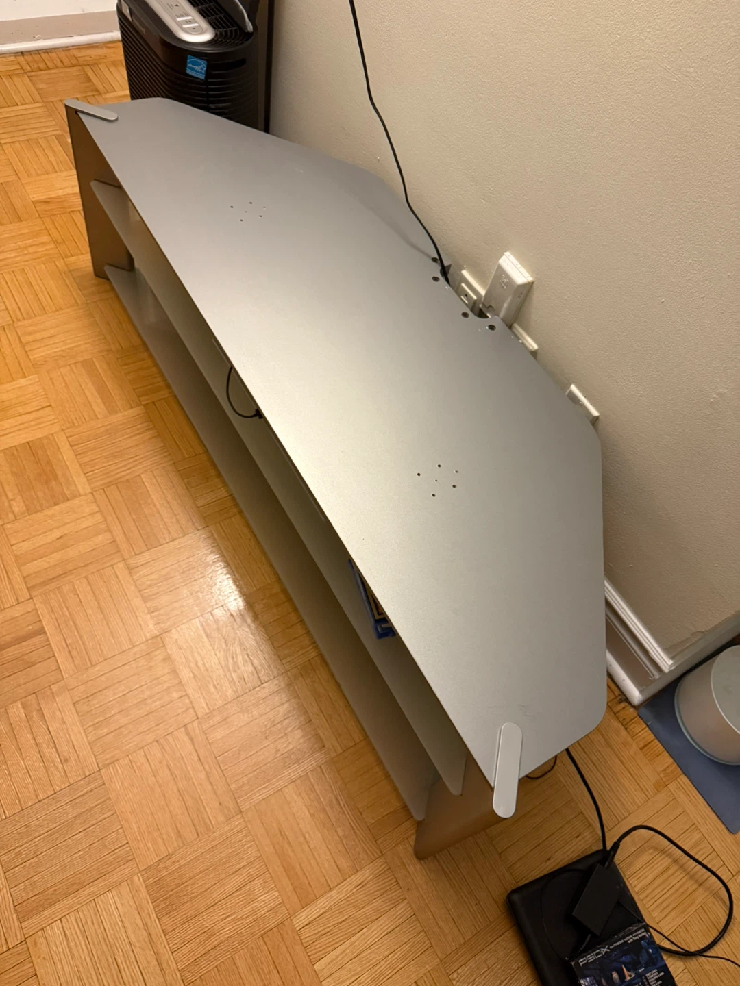 TV Stand with glass shelves - photo 2