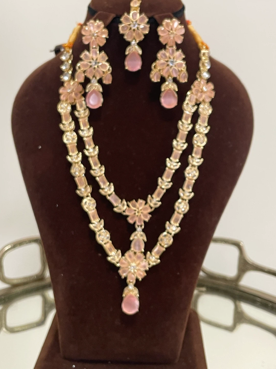 Gold-tone Necklace and Earring Set with Pink and Clear Stones - photo 2