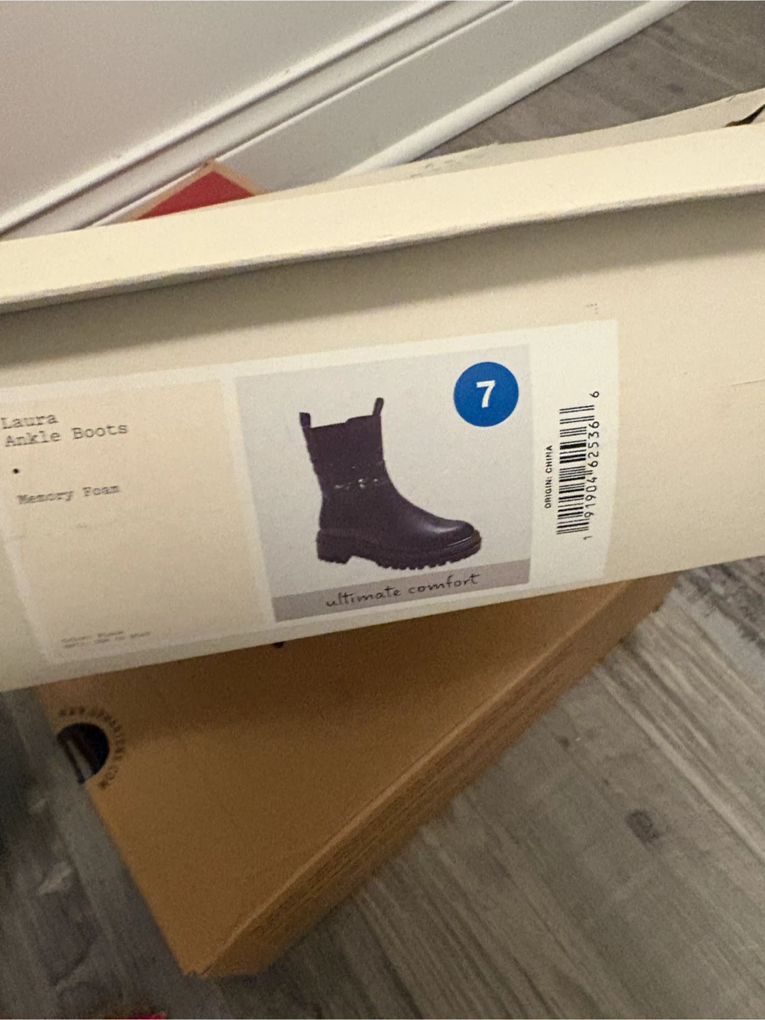 Laura Ankle Boots Size 7 - photo 2