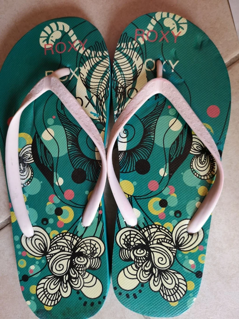 Roxy Flip Flops