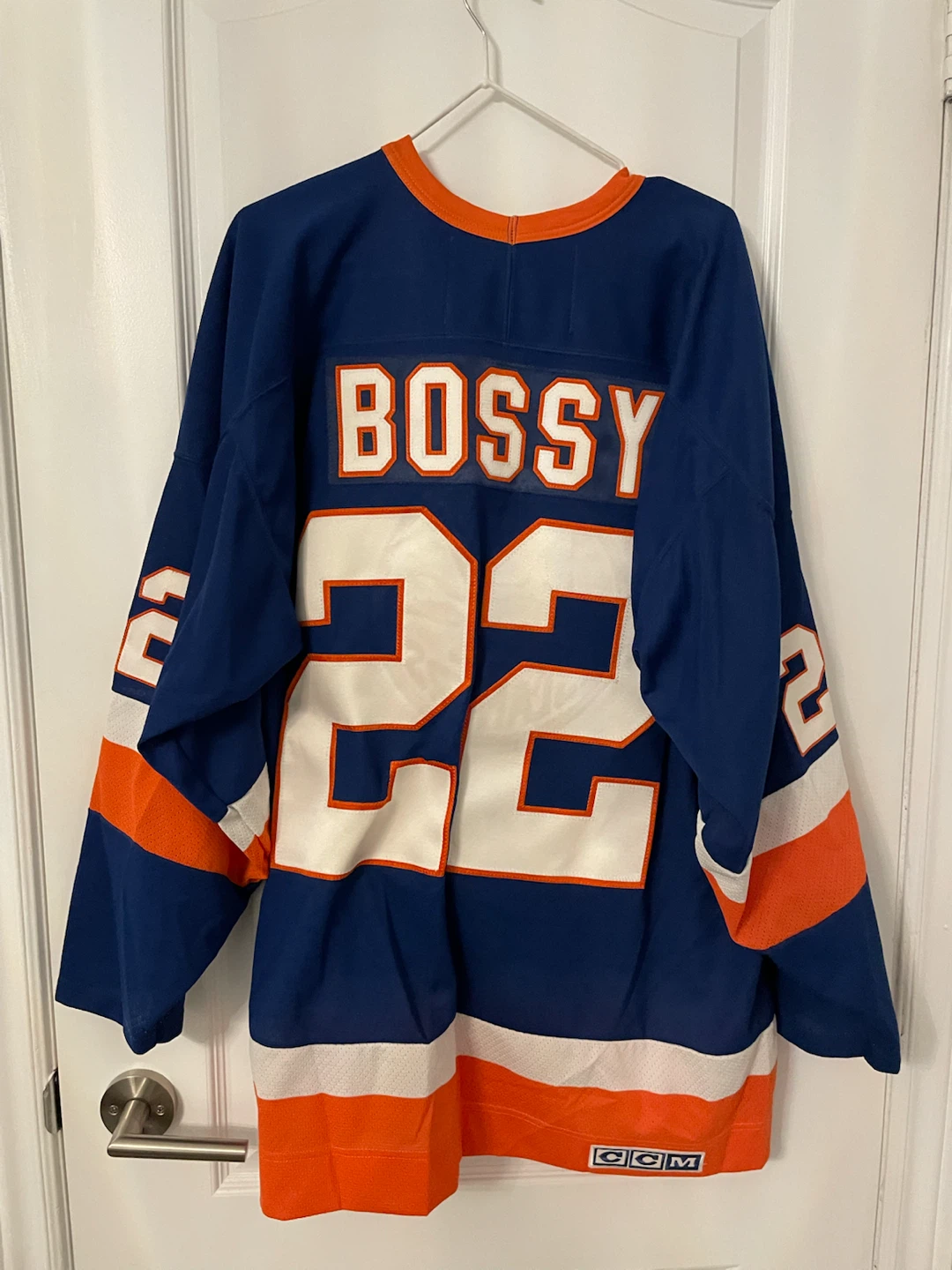 Mike Bossy New York Islanders Jersey (3) - photo 4