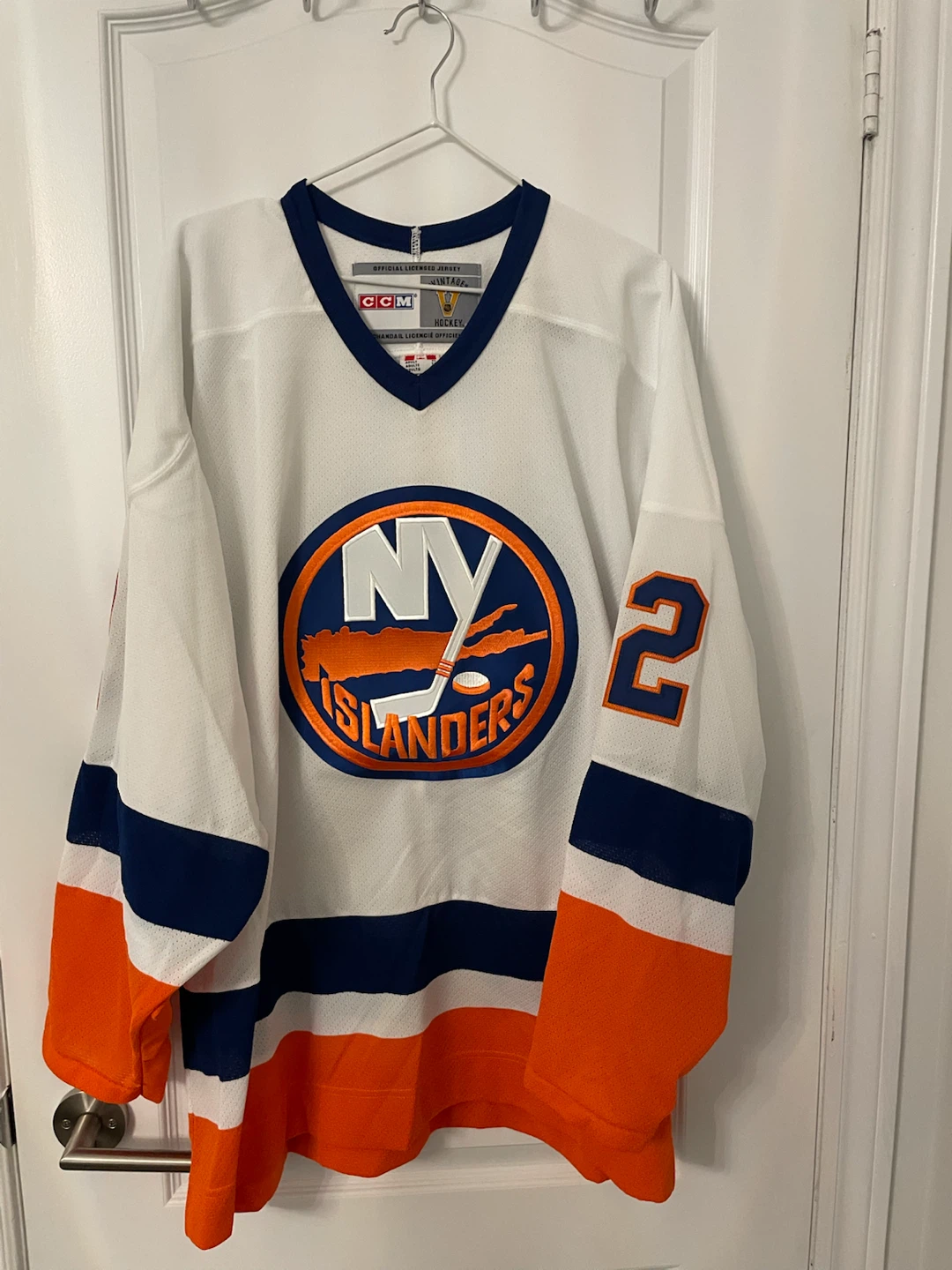 Mike Bossy New York Islanders Jersey (3) - photo 5