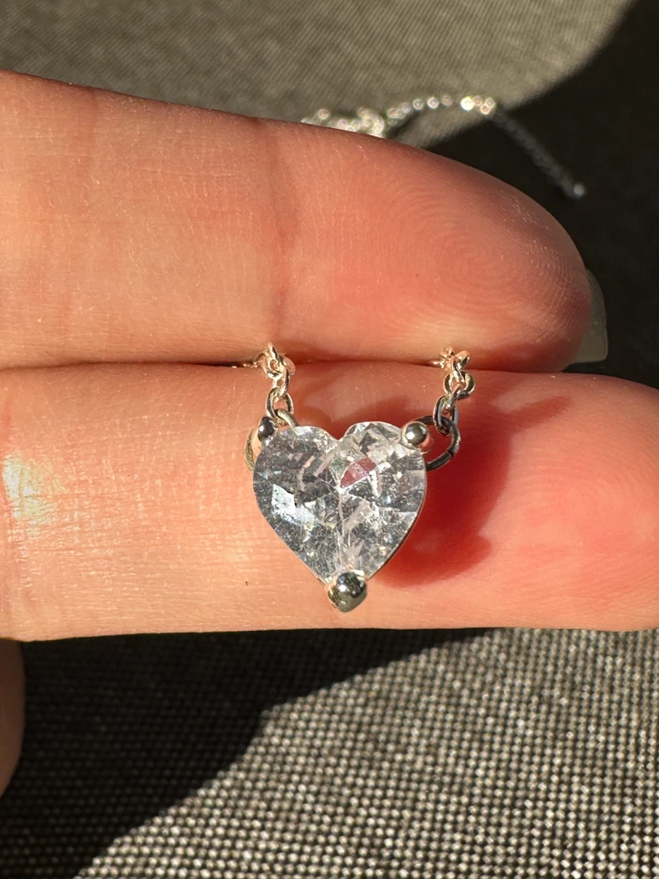 NWOT White Stone Heart Pendant Necklace
