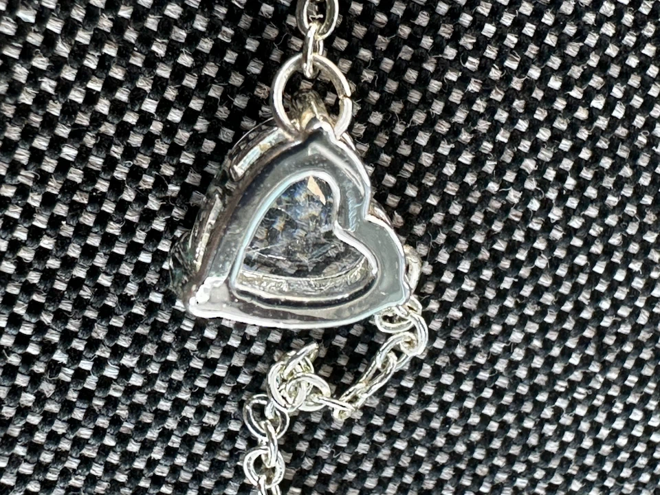 NWOT White Stone Heart Pendant Necklace - photo 5