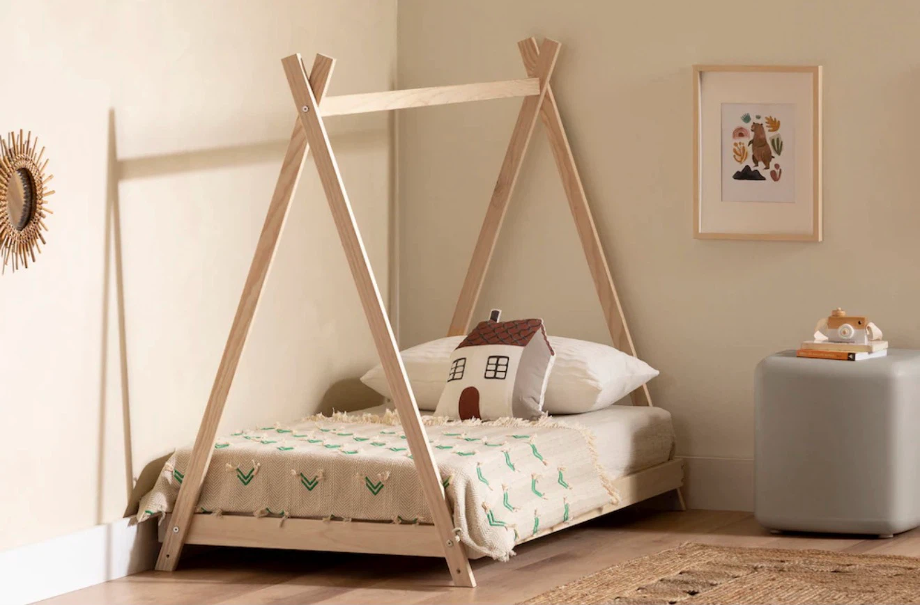 New South Shore Sweedi Solid Wood Toddler Bed – Fully Assembled - photo 2