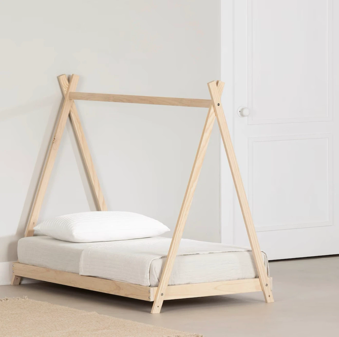 New South Shore Sweedi Solid Wood Toddler Bed – Fully Assembled - photo 3