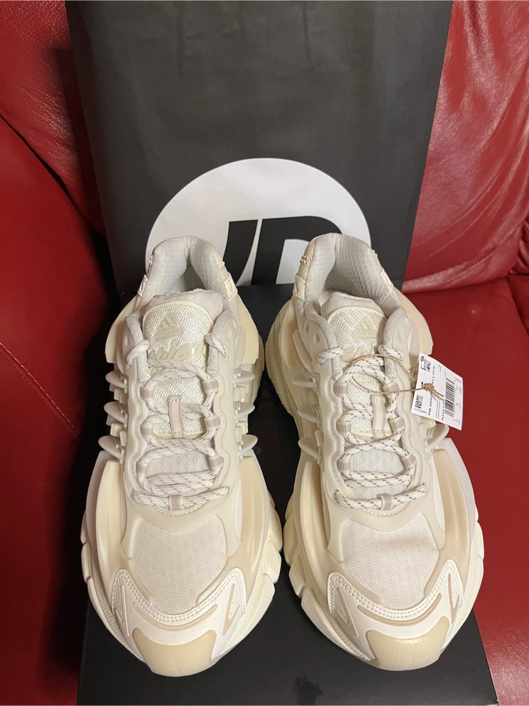 Adidas Pharell Williams Jellyfish Cream White Size 8.5 Brand New