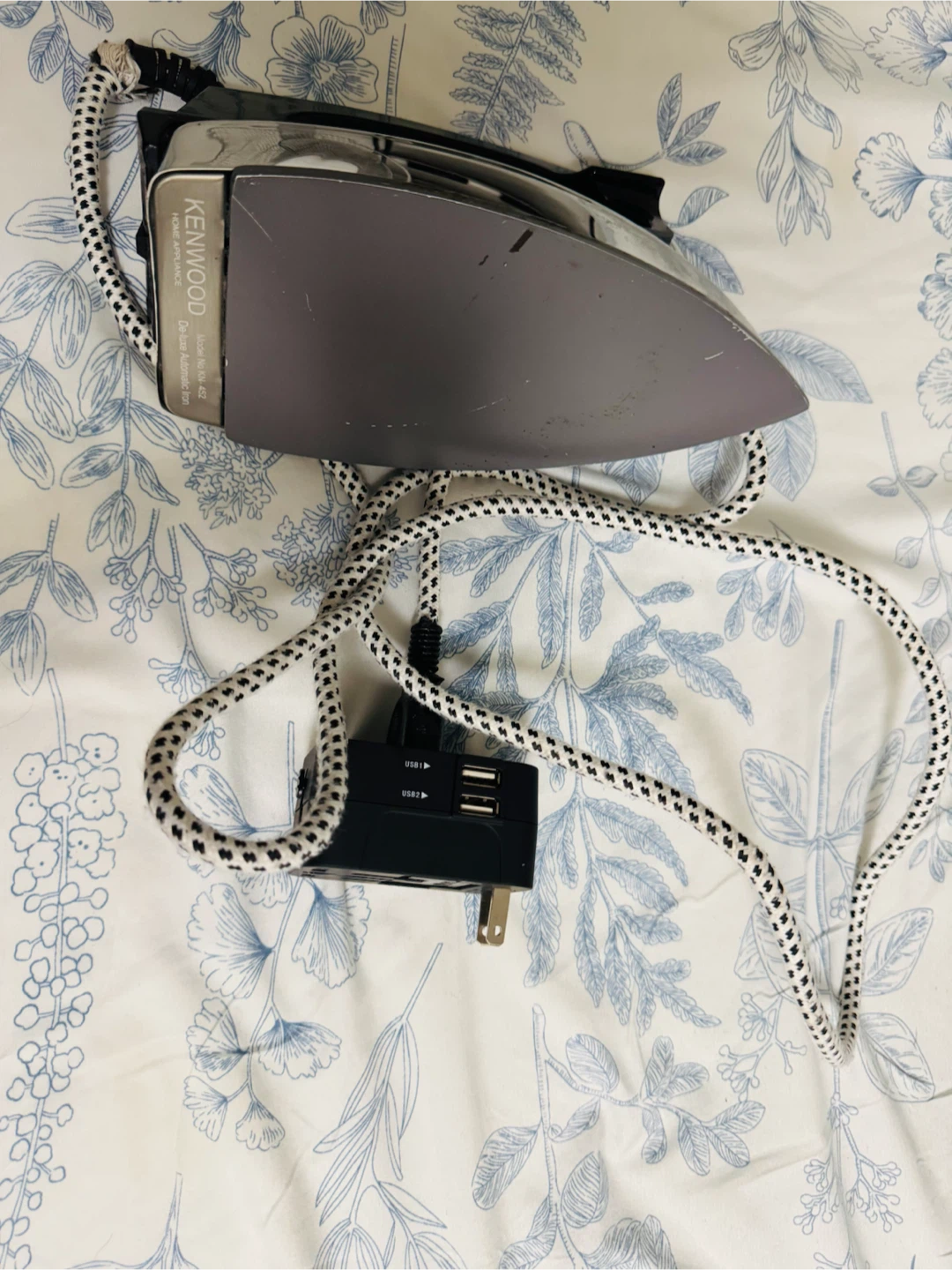 Iron with Travel Adapter - photo 3