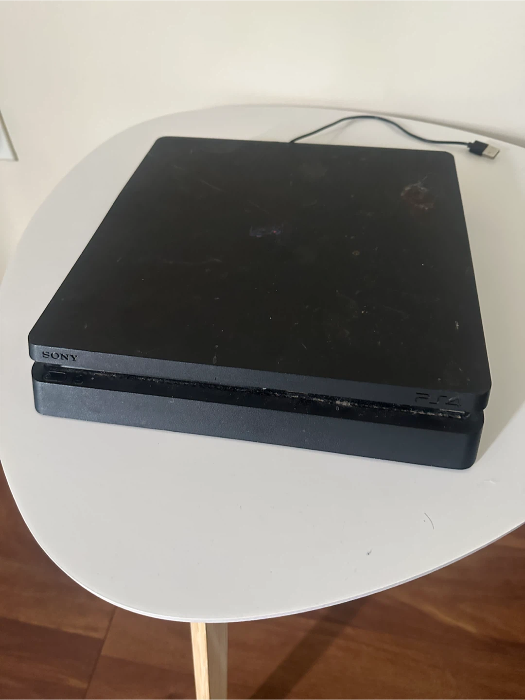 Sony PlayStation 4 Slim