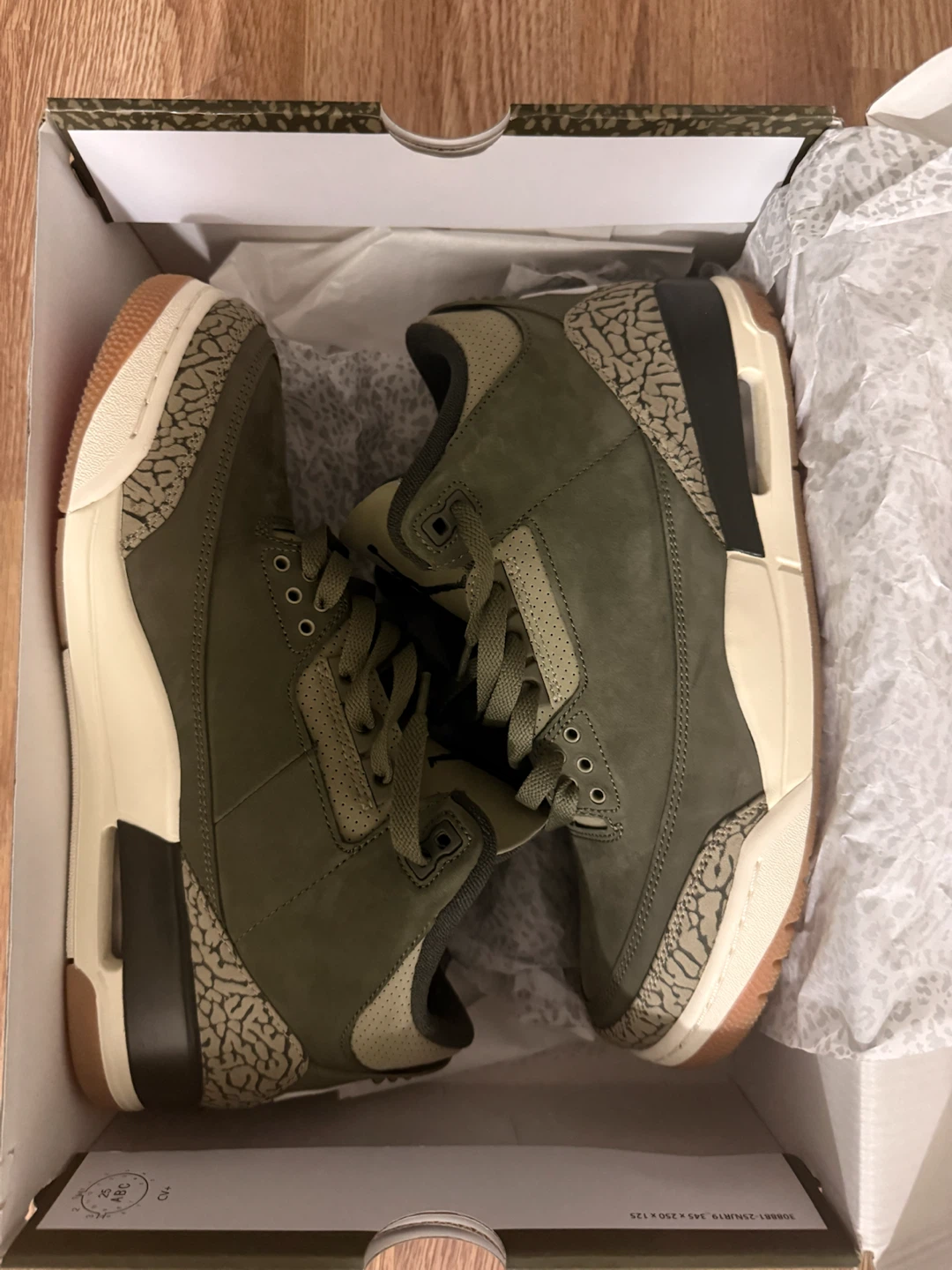Air Jordan 3 Retro Sneakers