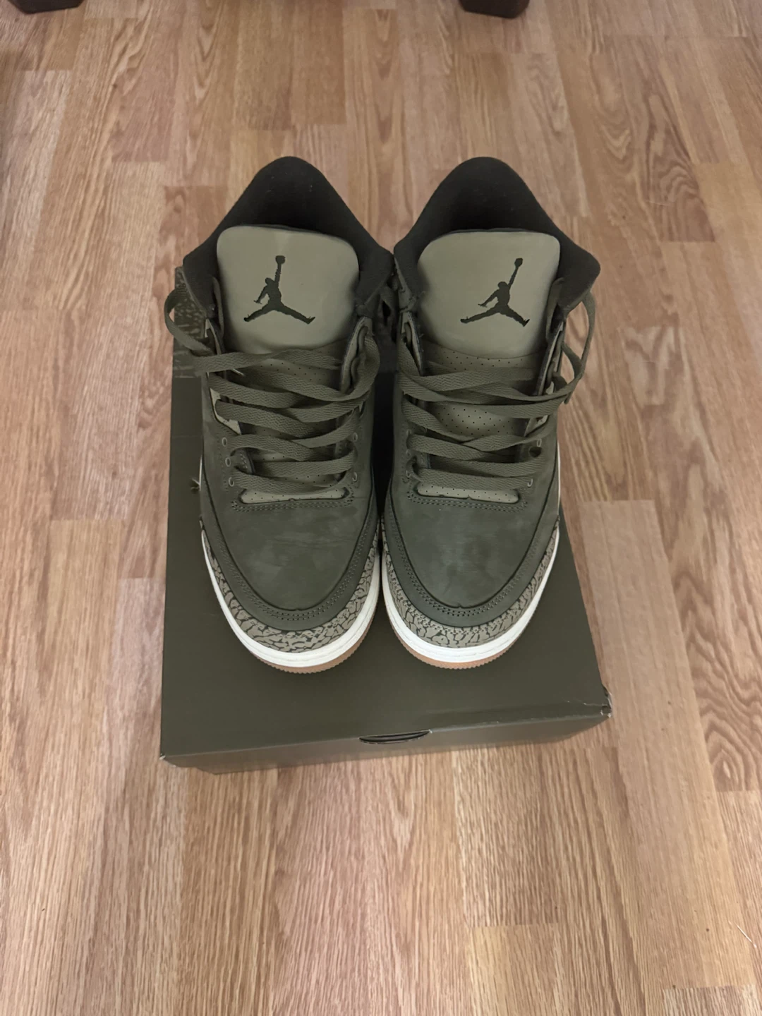 Air Jordan 3 Retro Sneakers - photo 2