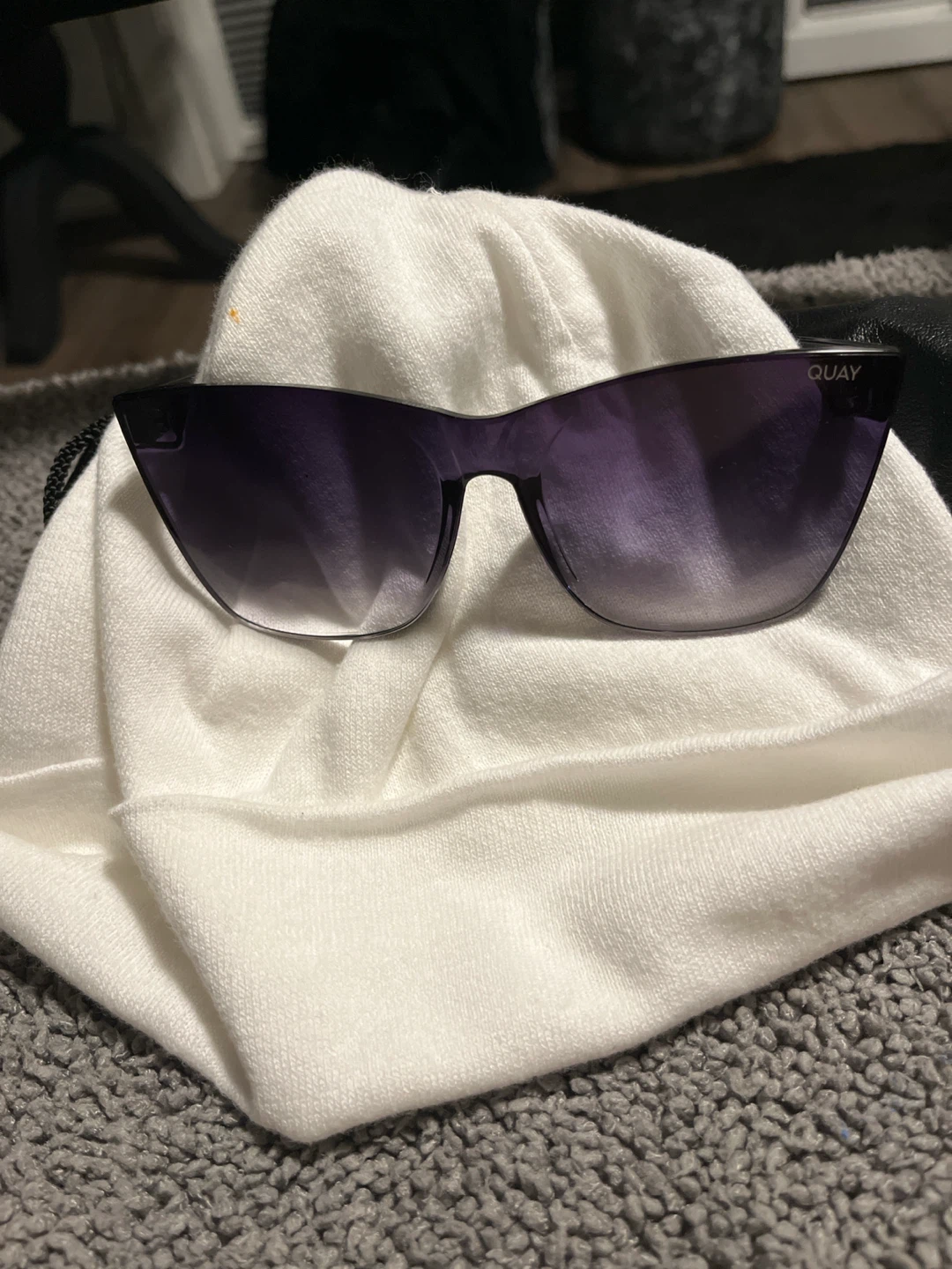 QUAY Sunglasses