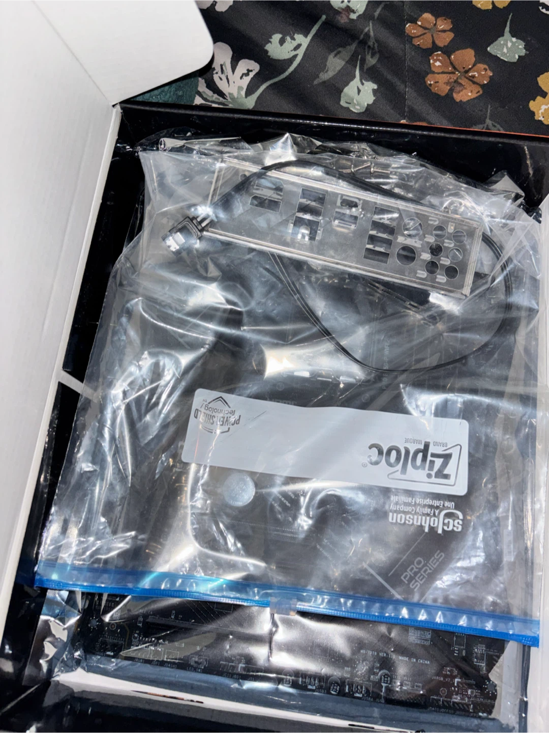 Motherboard, cpu, gpu, psu combo - photo 5
