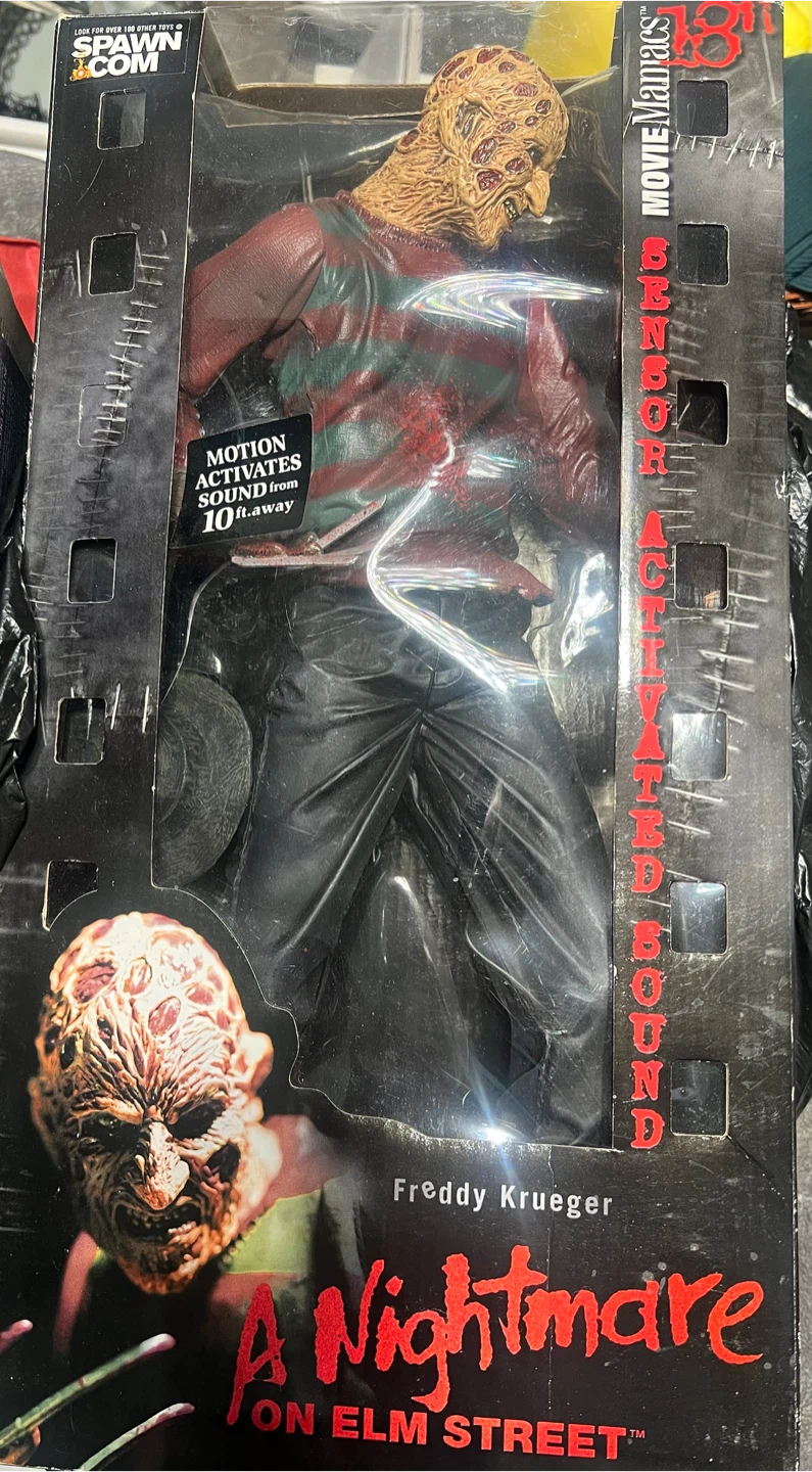 Spawn.com Movie Maniacs Freddy Krueger Action Figure