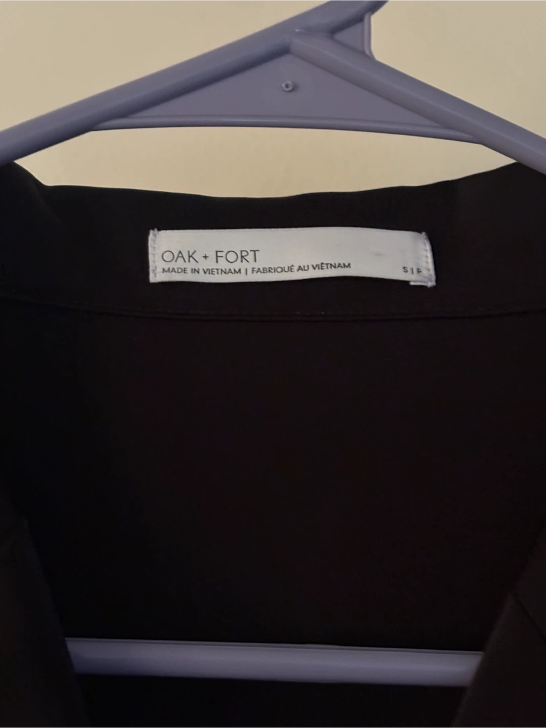 Oak + Fort Black Cropped Satin Button-Up Shirt Size S - photo 2