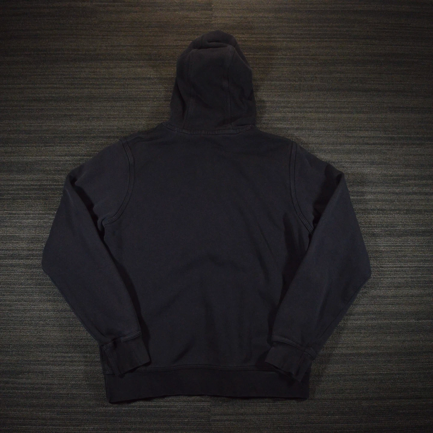 Nike Black Pullover Hoodie Men’s Medium - Good Condition - photo 2