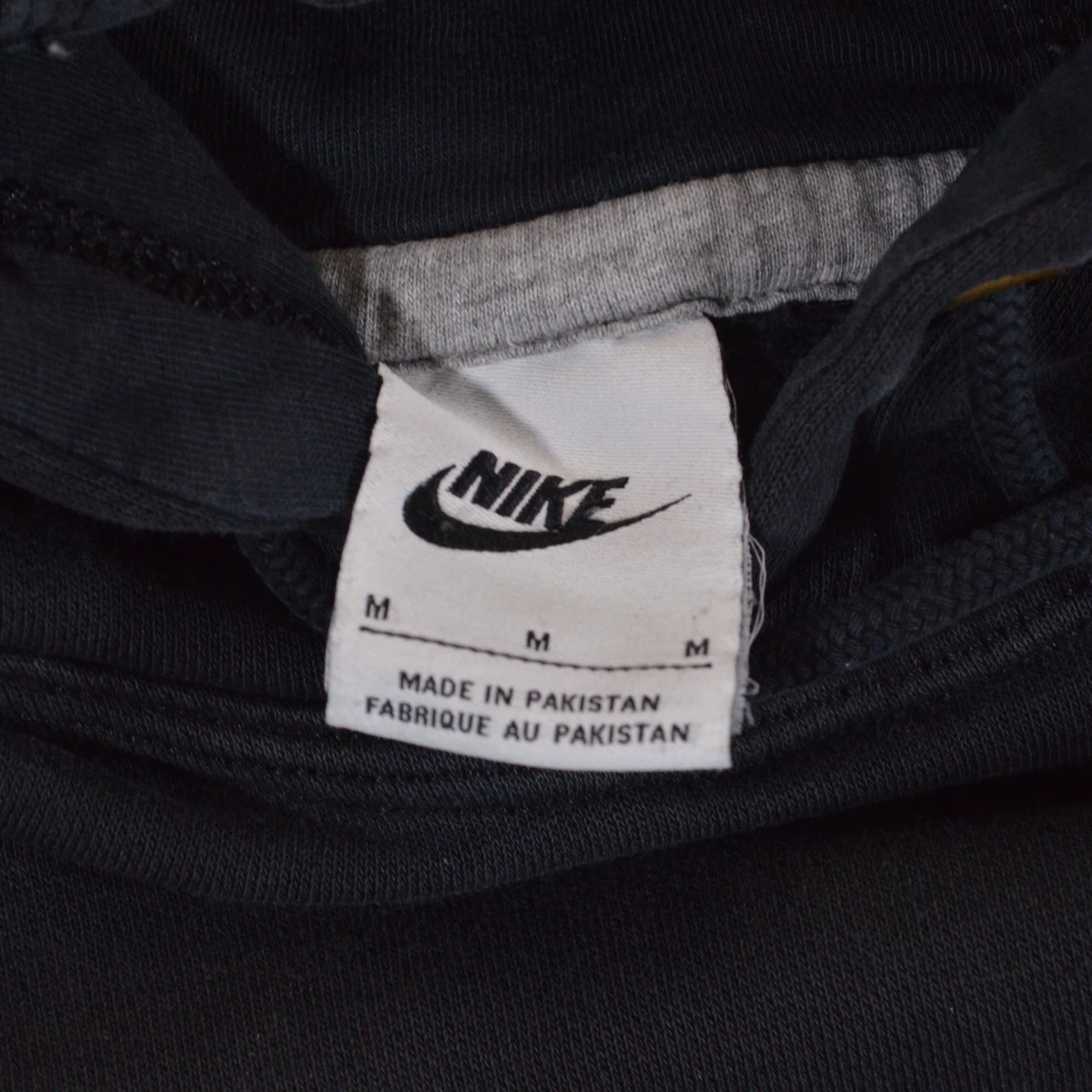 Nike Black Pullover Hoodie Men’s Medium - Good Condition - photo 4