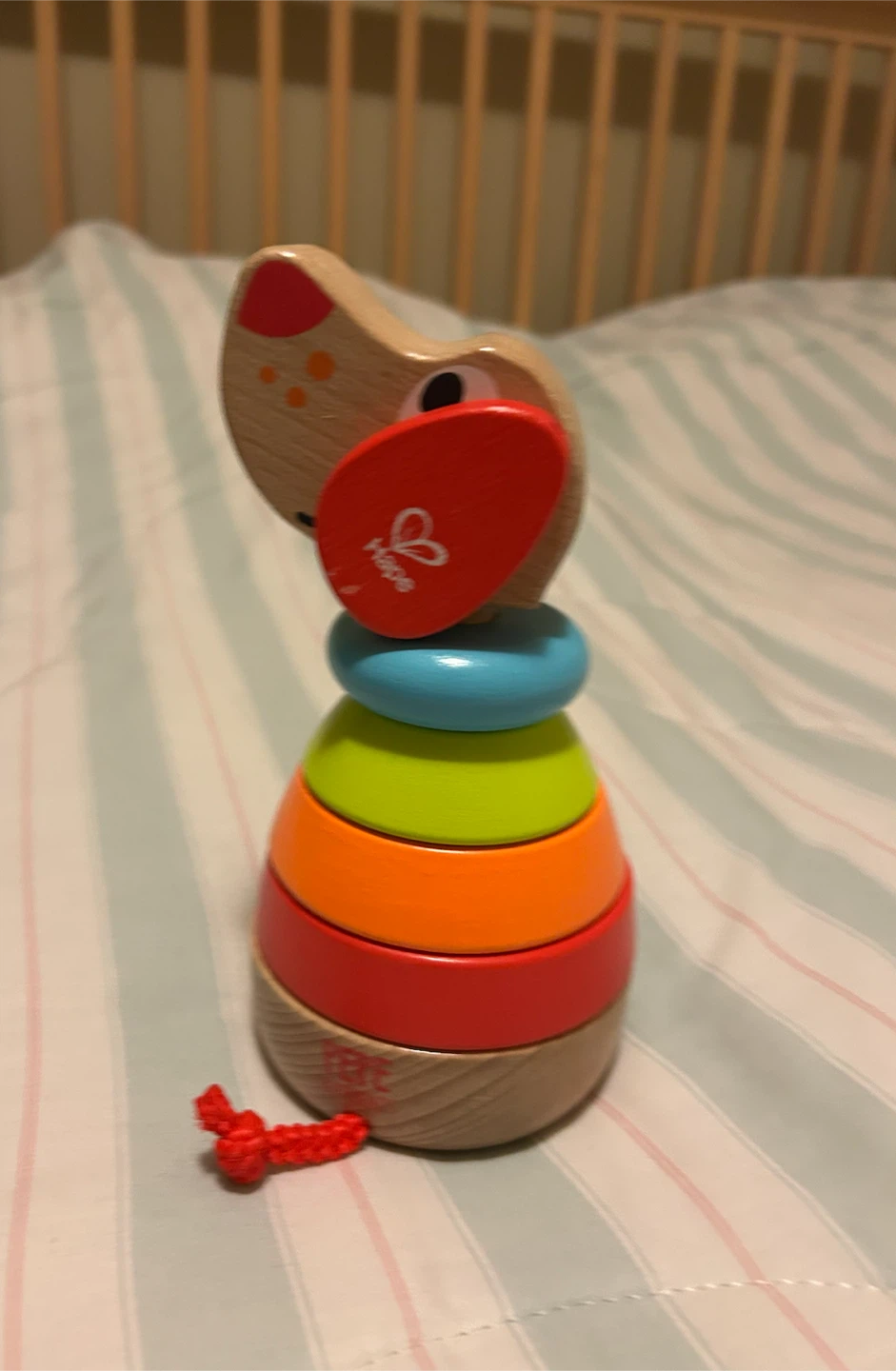 Booster seat  with 2 bibs and Hape toy - photo 3