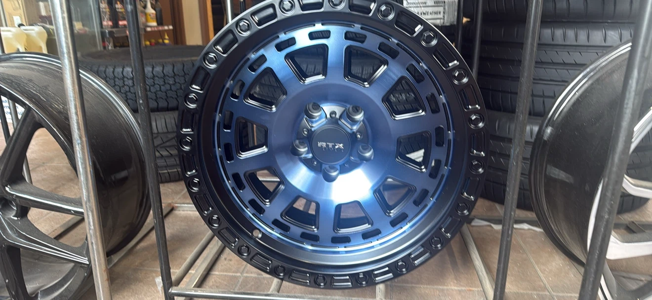 RTX Titan 18" Wheel - photo 5