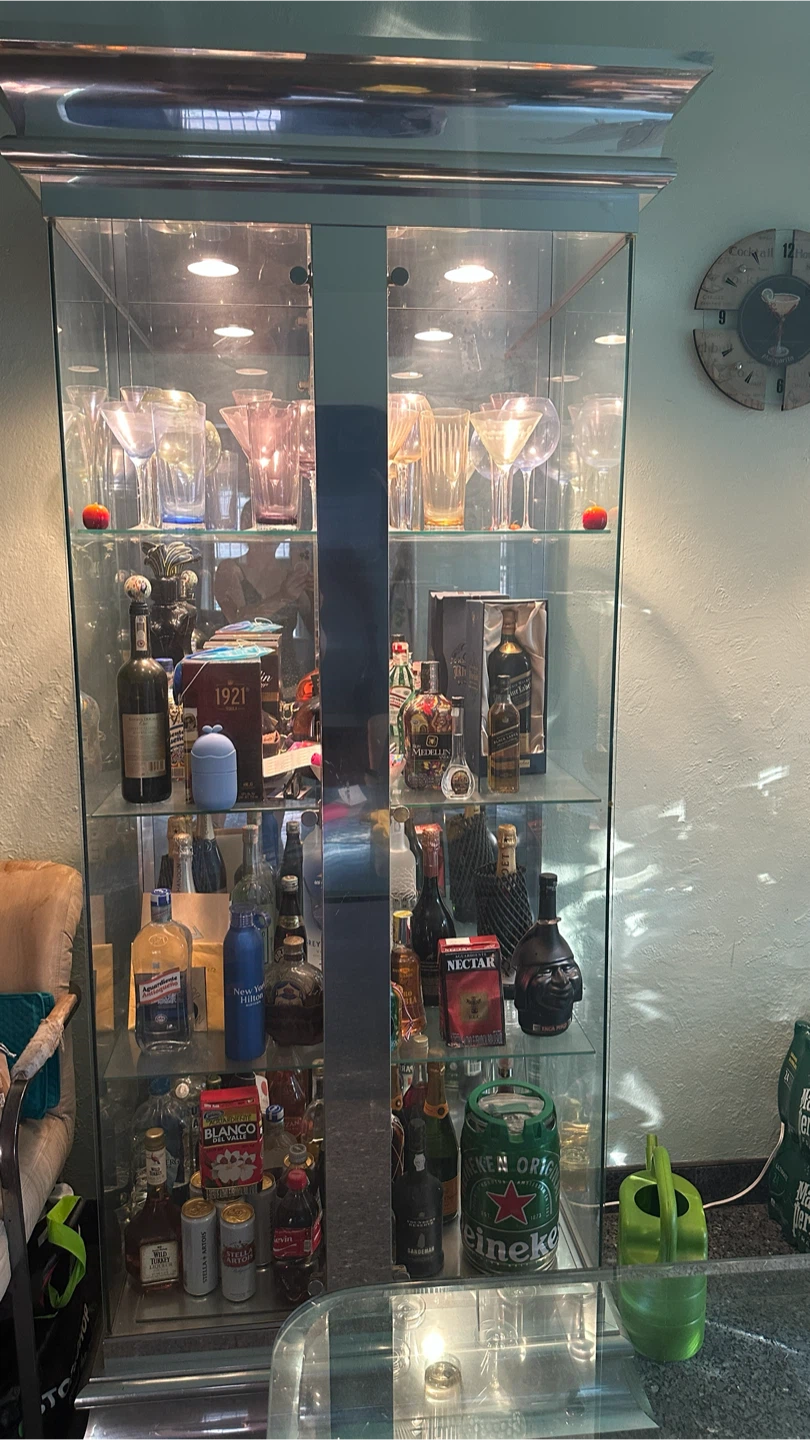 Large Glass Display Cabinet with Mirror Back - photo 2