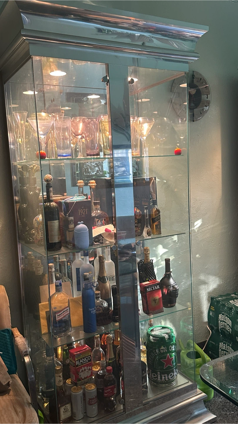 Large Glass Display Cabinet with Mirror Back - photo 3