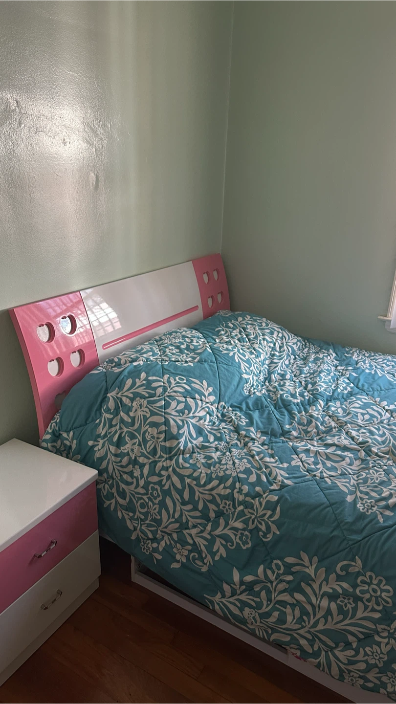 Pink and White Dresser and Nightstand Set - photo 2