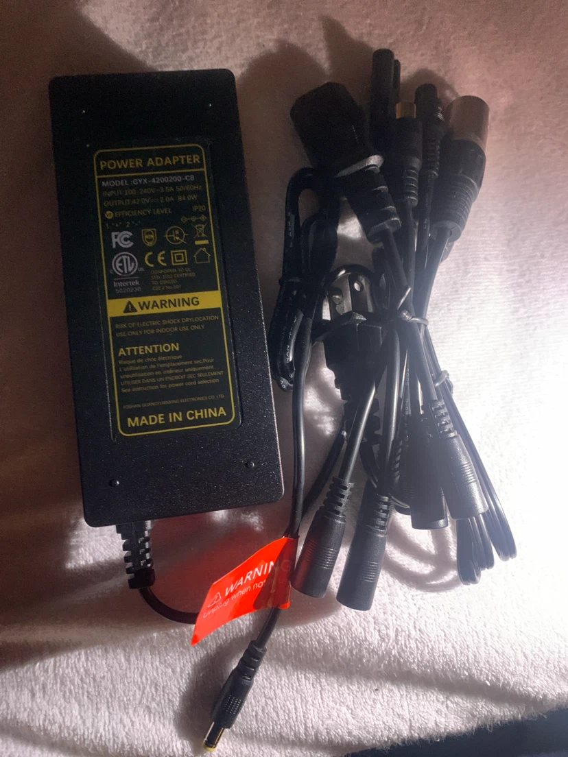 Power Adapter GYX-4200200-C8 100-240V 3.5A - photo 3