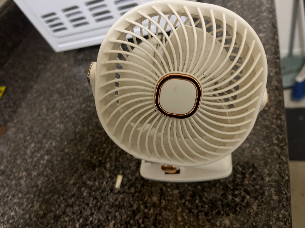 White Portable Desk Fan - photo 2