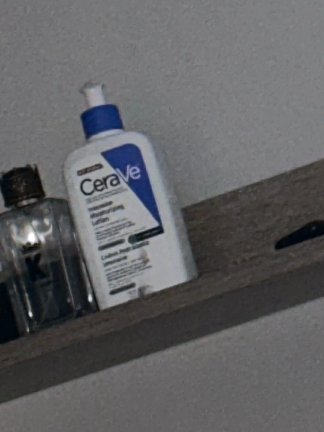 CeraVe Intensive Moisturizing Lotion