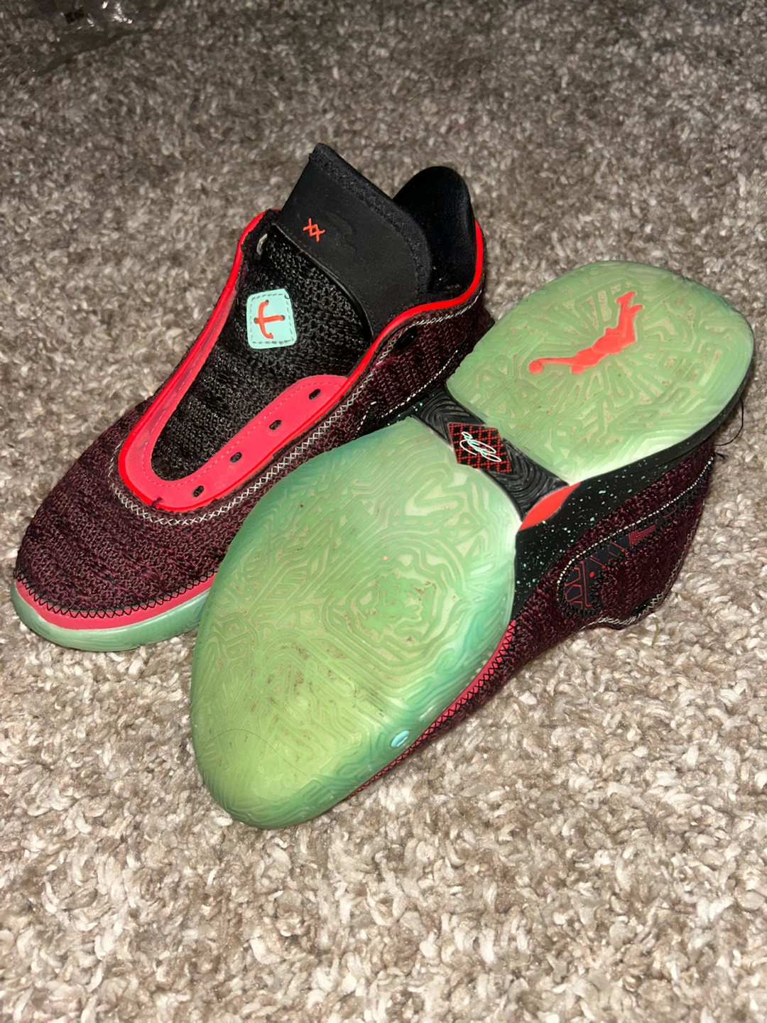 Nike Lebron Shoe - photo 3