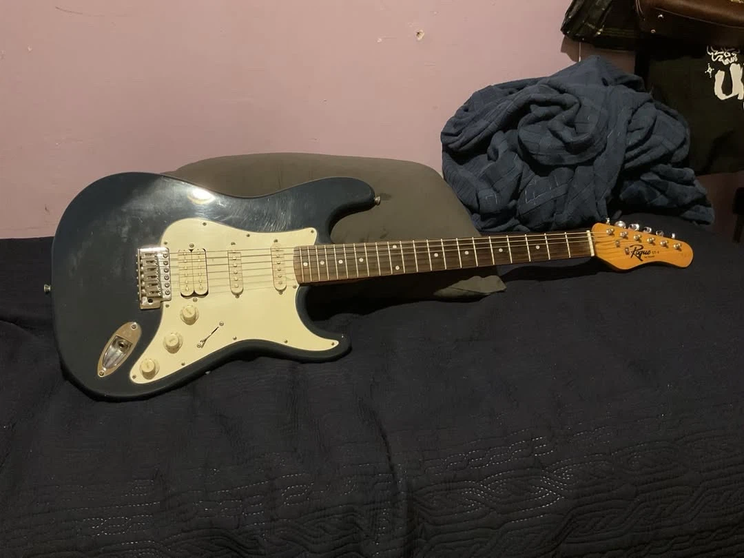 Rogue ST-4 HSS Electrical Guitar - Blue - photo 4