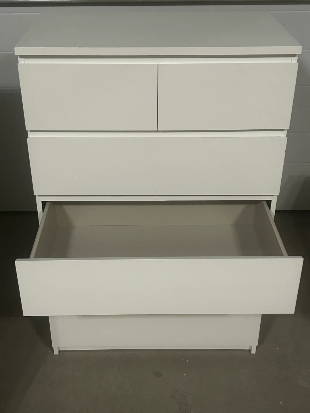 IKEA MALM white dresser - photo 4