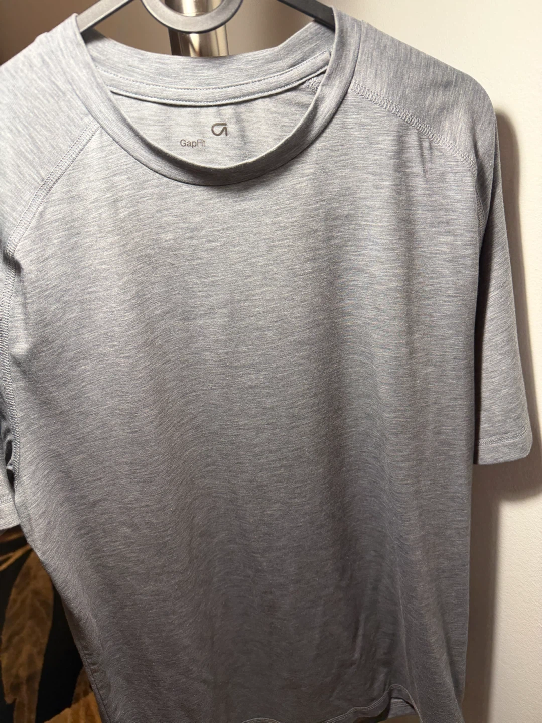 GapFit Grey T-Shirt