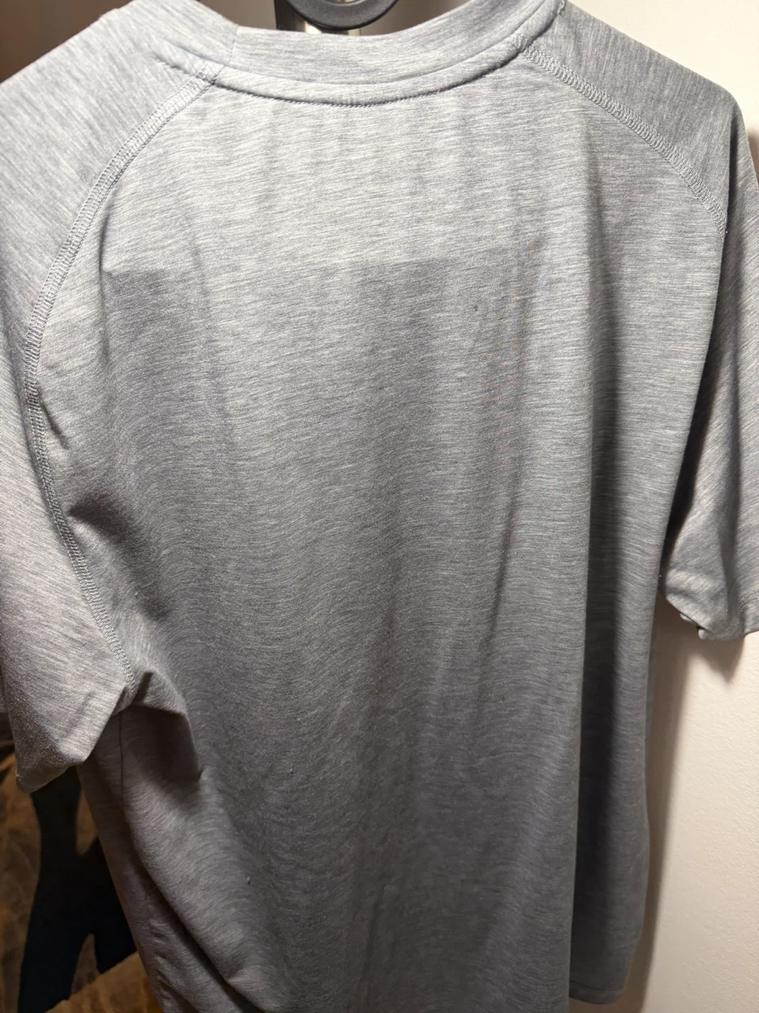 GapFit Grey T-Shirt - photo 2