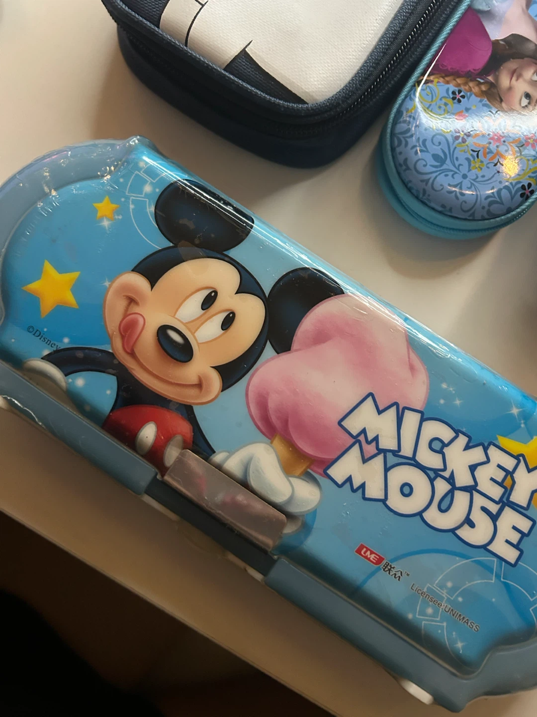Disney pencil cases - photo 2