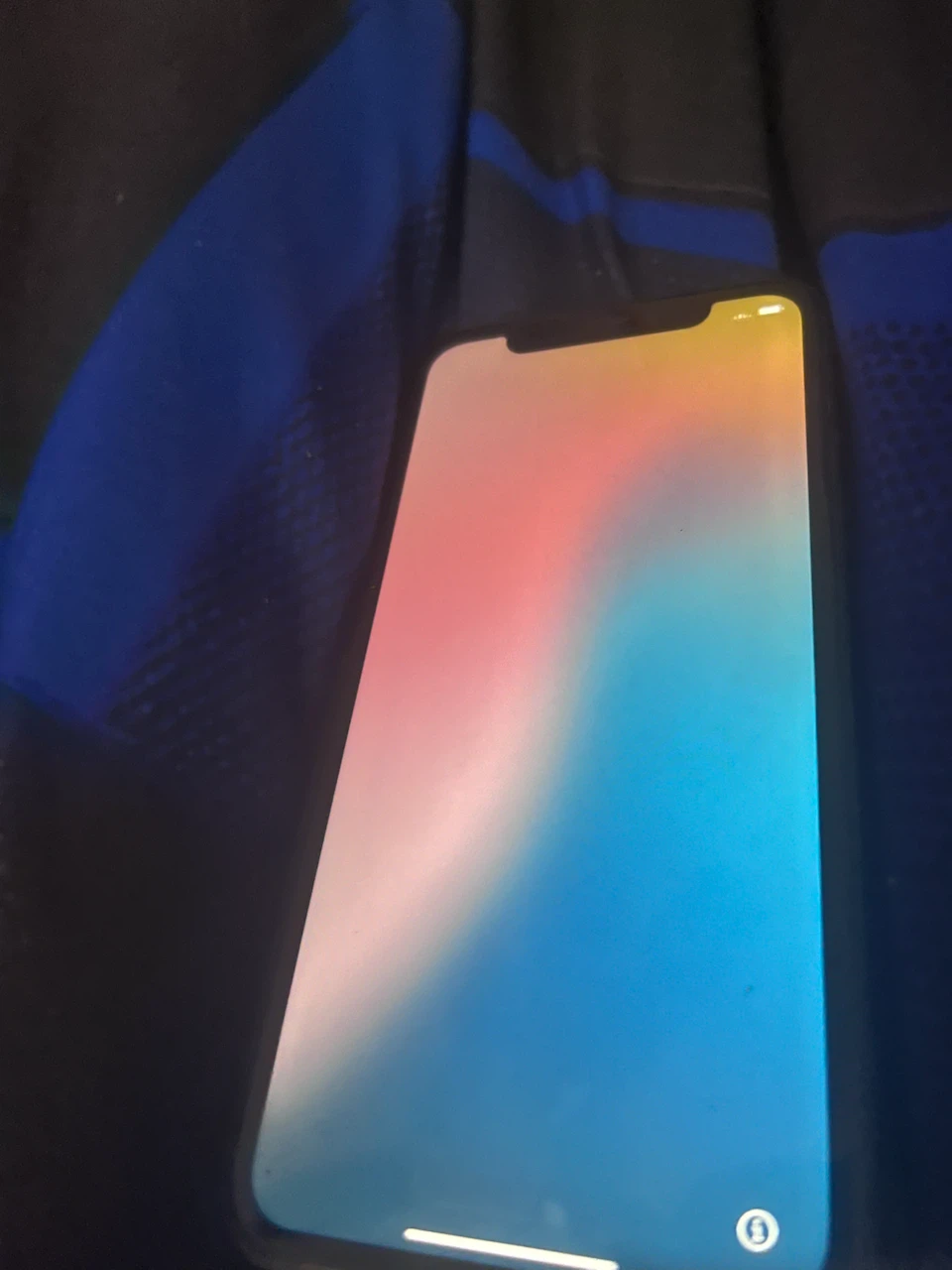 iPhone 11 Pro - photo 2