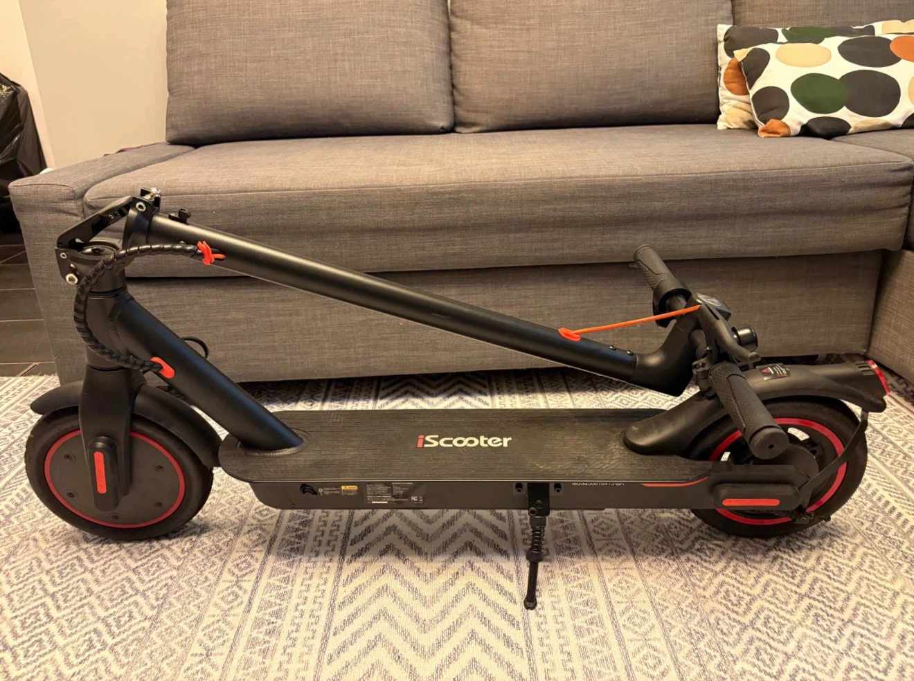iScooter i8 Electric Scooter - photo 2