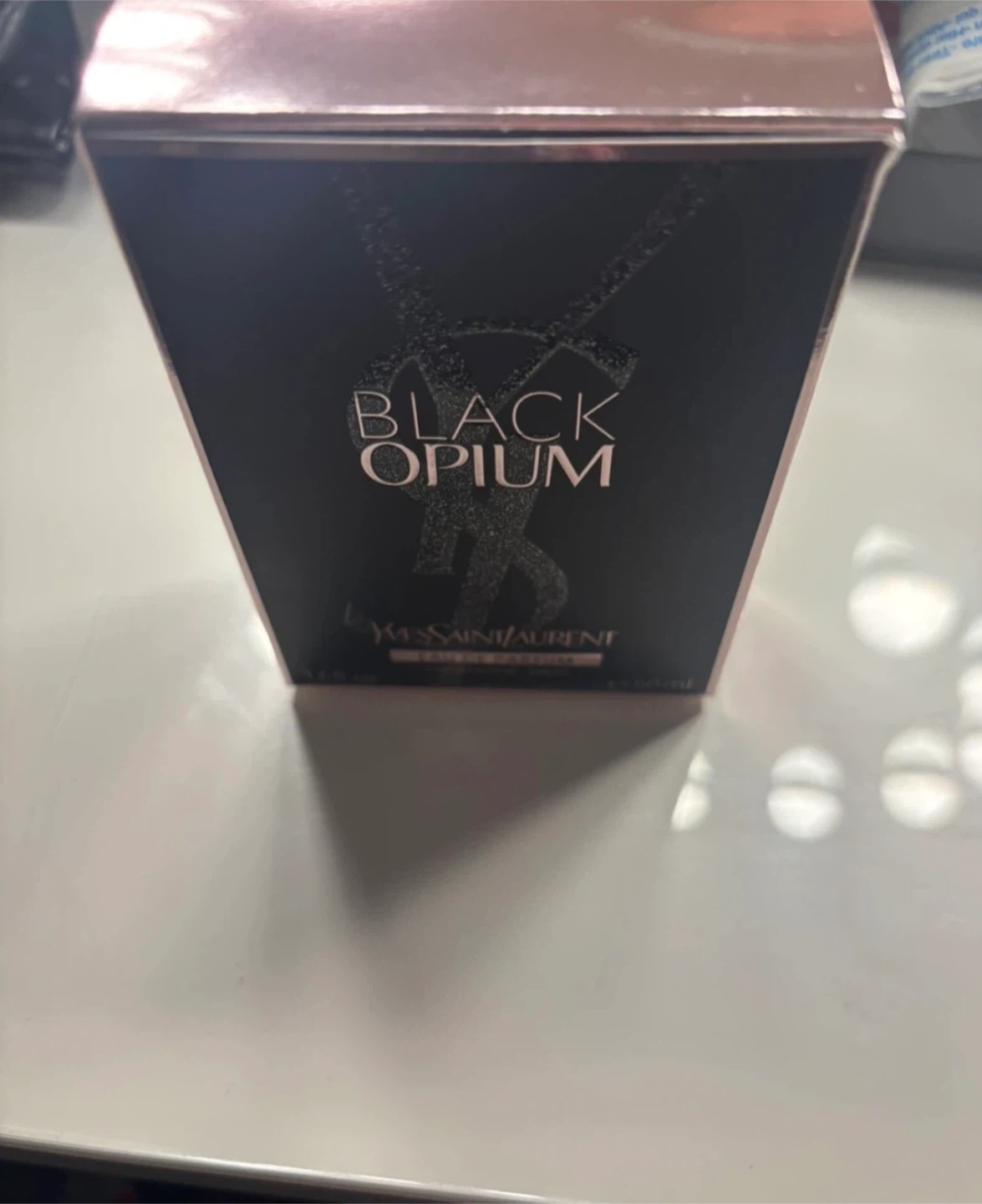 Yves Saint Laurent Black Opium Eau de Parfum 50ml - photo 2