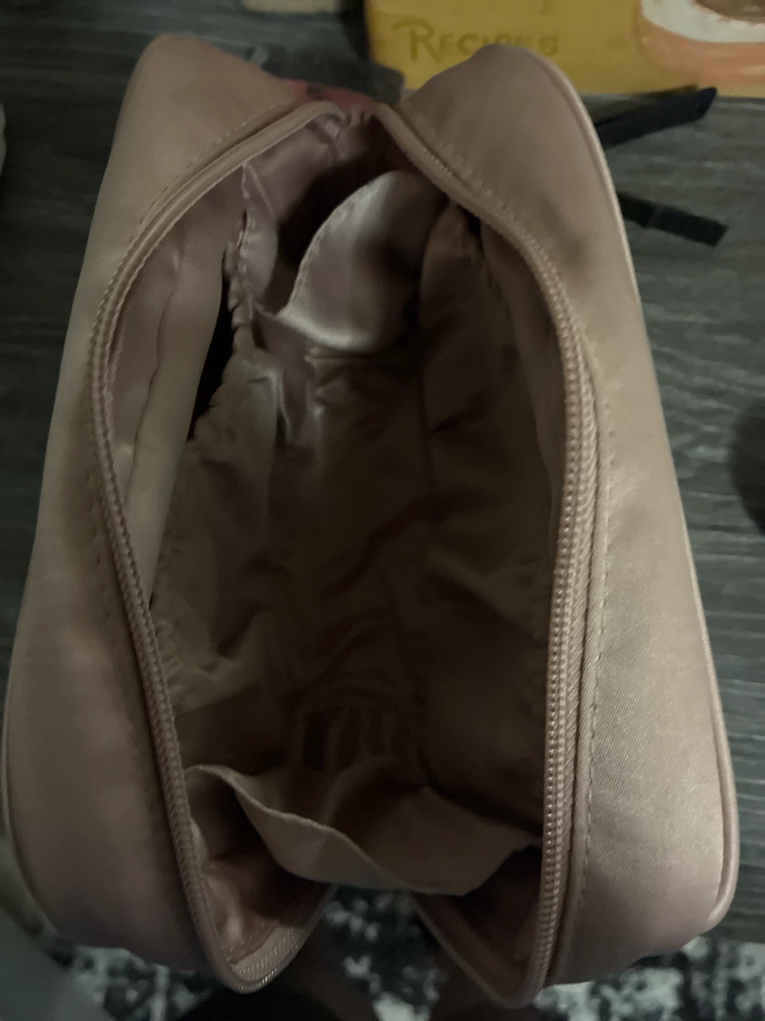 PRADA cosmetic bag - photo 2