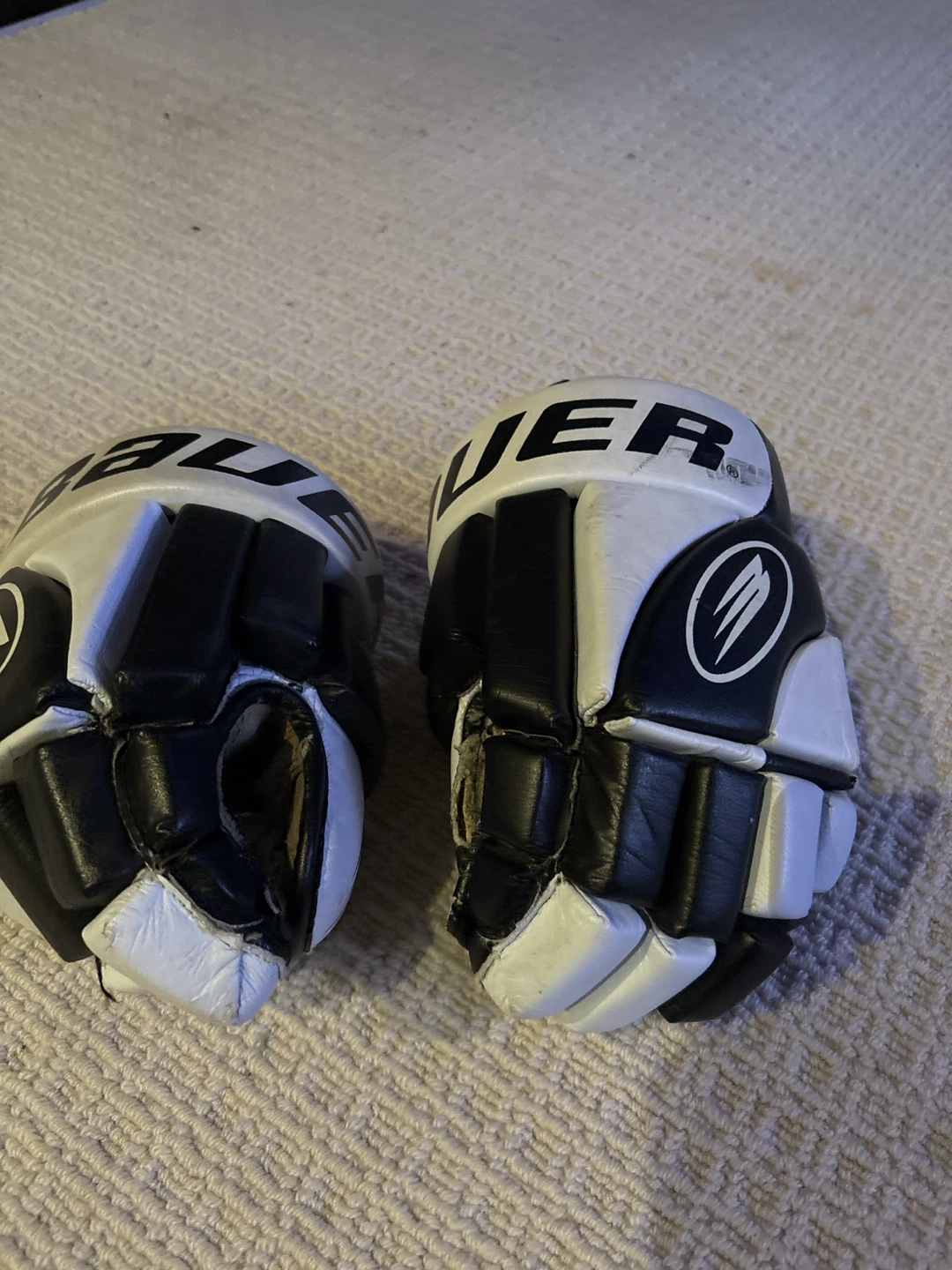 Bauer Hockey Gloves