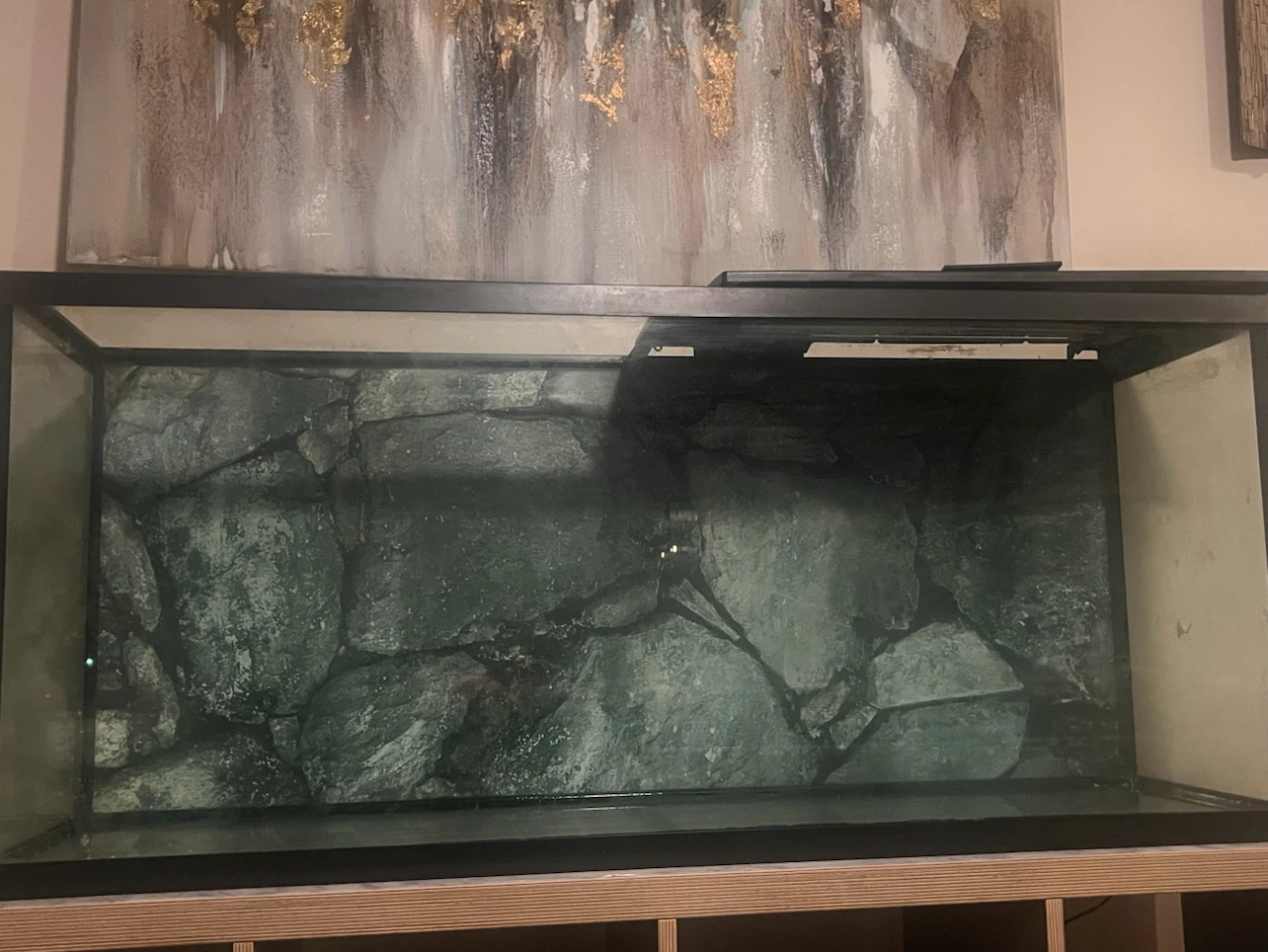 55 Gallon Large Aquarium Tank with Rock Background - photo 3
