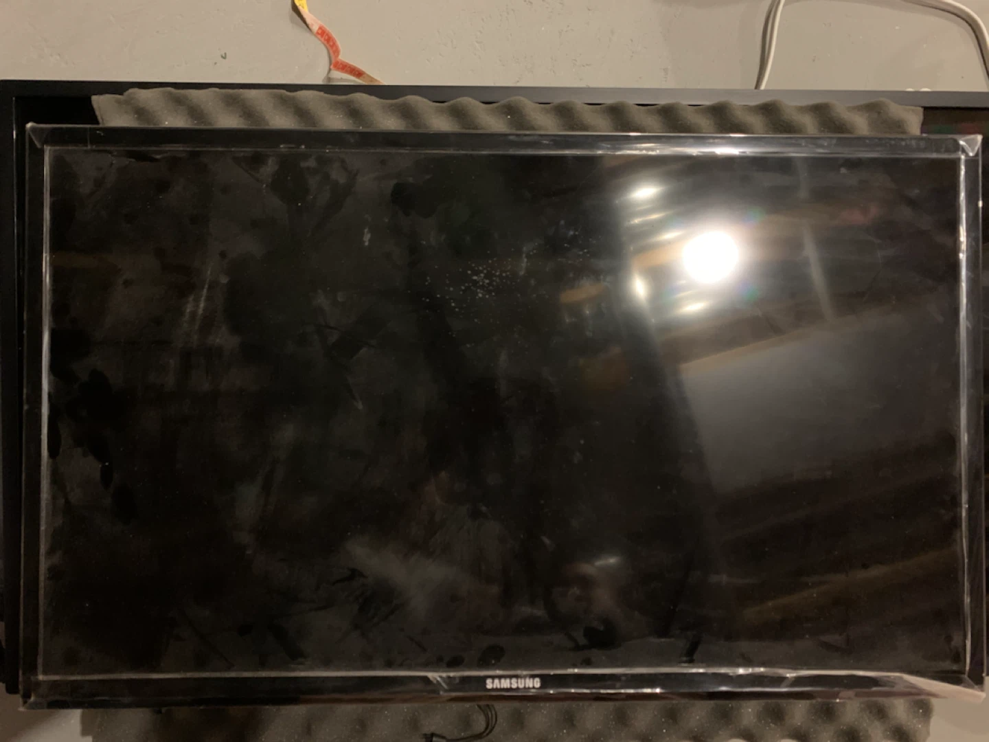 32” Samsung TV in great condition