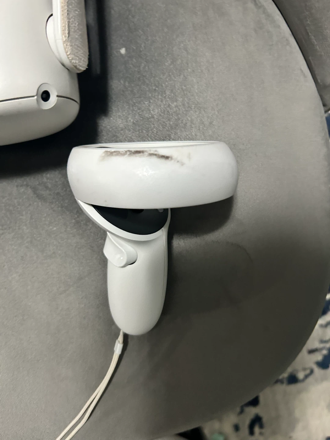 Meta Quest 2 VR Headset with Controllers - photo 3