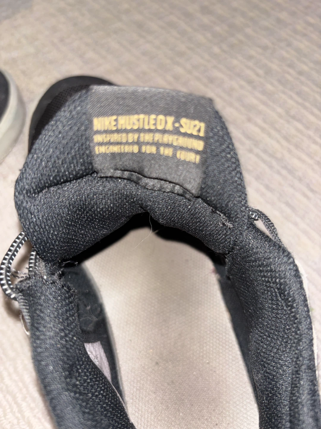 Nike Hustle DX-SU21 Kids Shoes - photo 3
