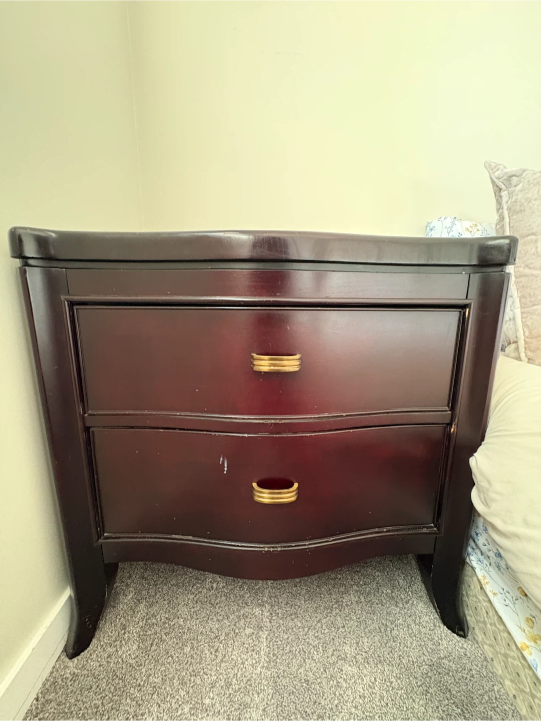 Dark Wood Bedroom Furniture Set - photo 3
