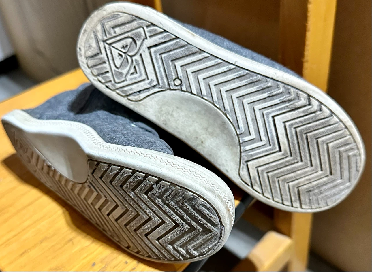 Roxy Kids High-Top Sneakers size 12 - photo 4