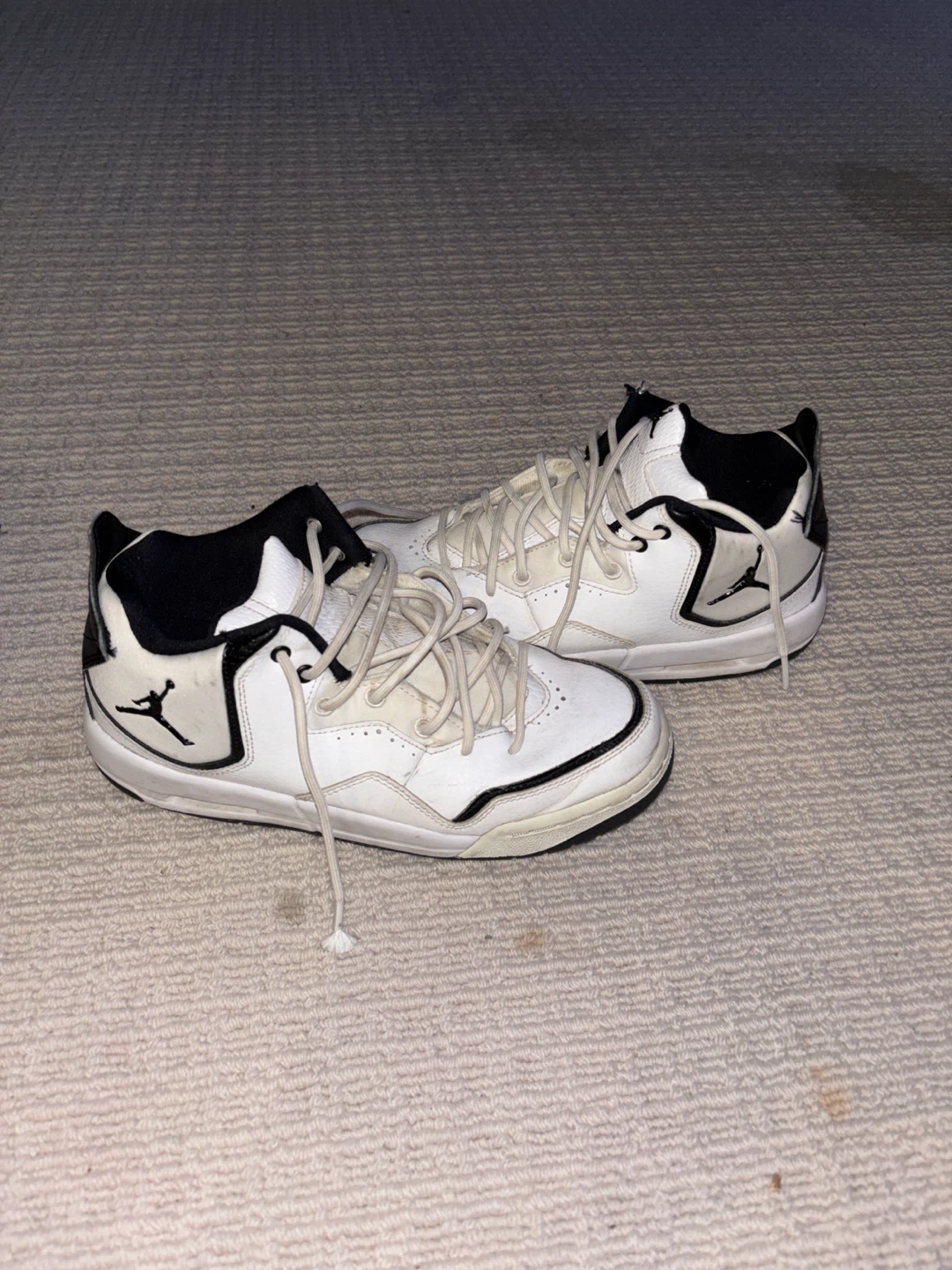 Jordan AR1002-100 Sneakers