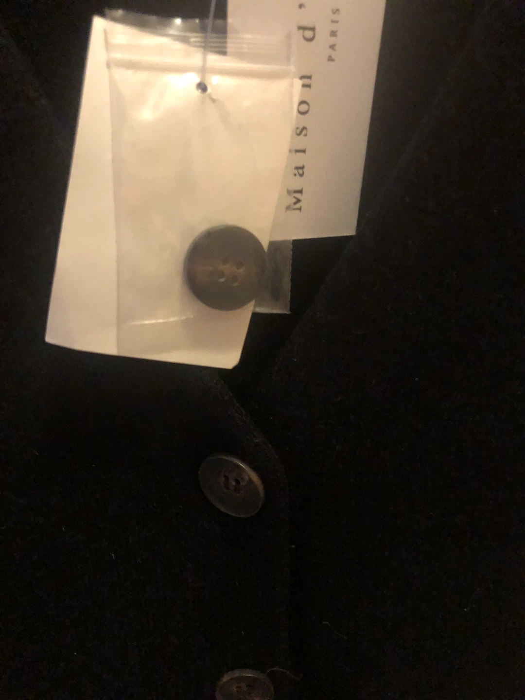 NEW Maison d'Amélie Black Sleeveless Button-Up Top - photo 5