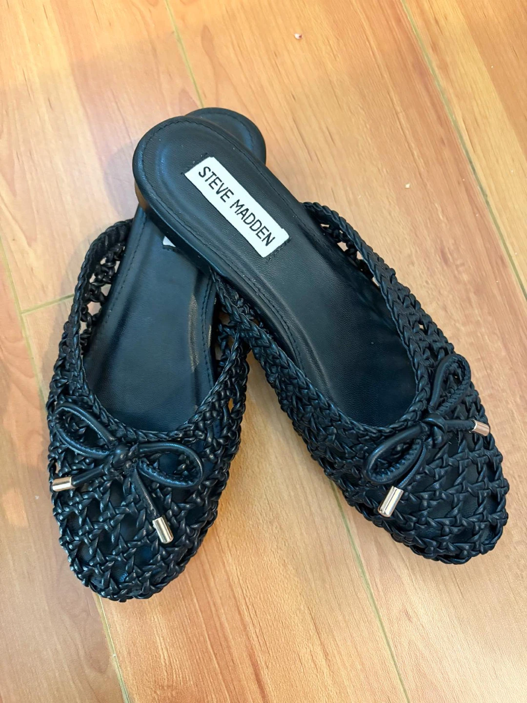 Steve Madden Black Woven Mules - Size 7